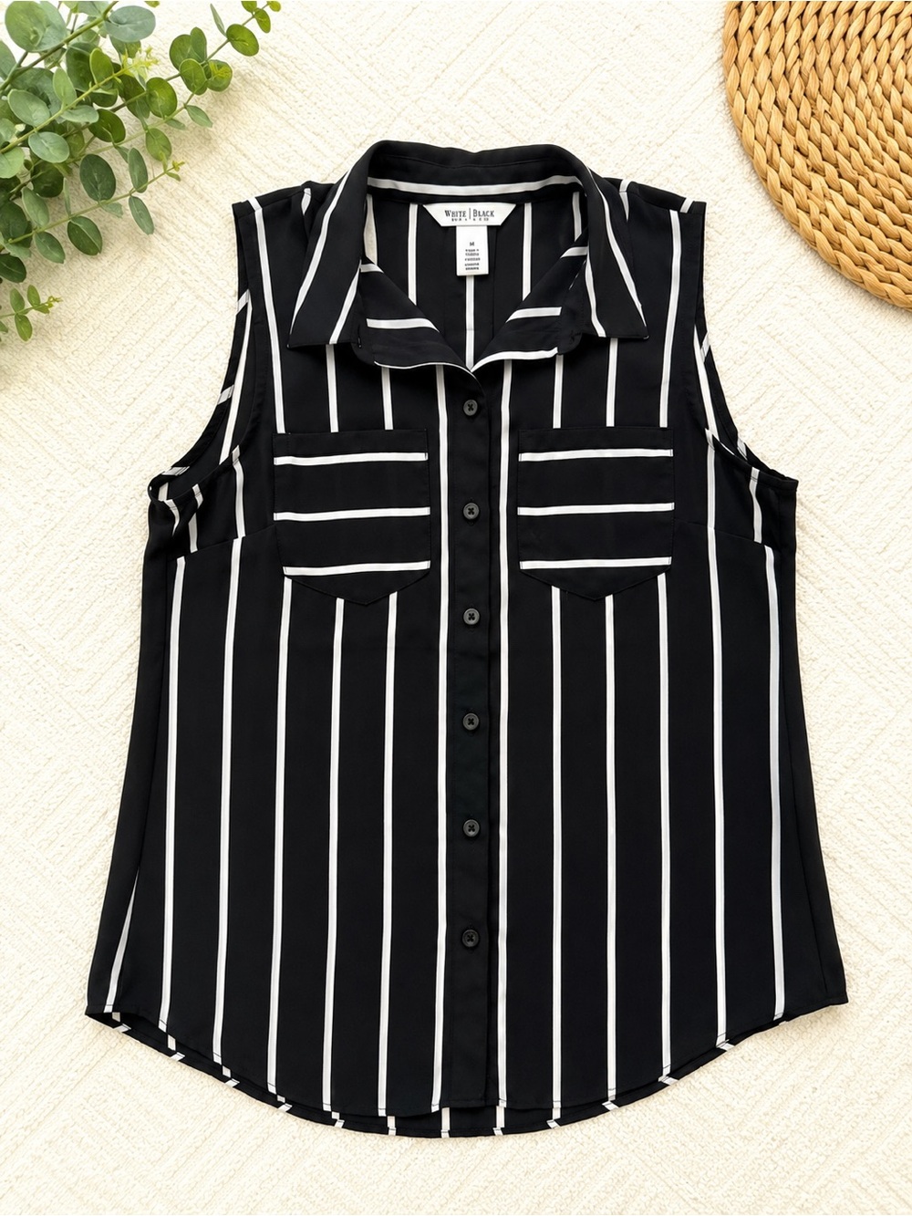 White House Black Market Black & White Striped Sleeveless Blouse – Size 8